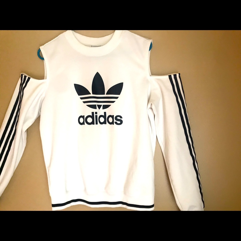 Adidas trefoil classic cold shoulder sweatshirt M